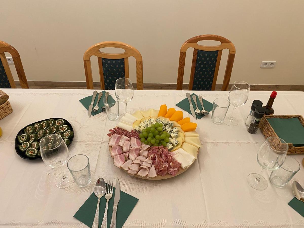 Lesna Polana Bed & Breakfast Sekocin Bagian luar foto